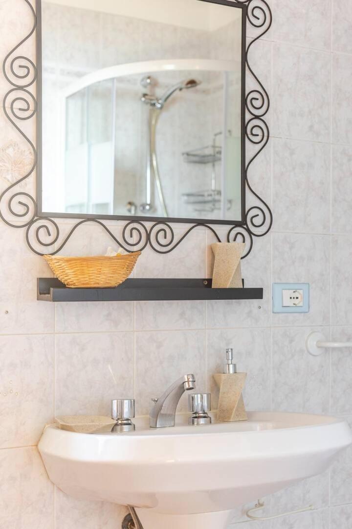 Nature&Sea Chalet 코르니글리오 외부 사진